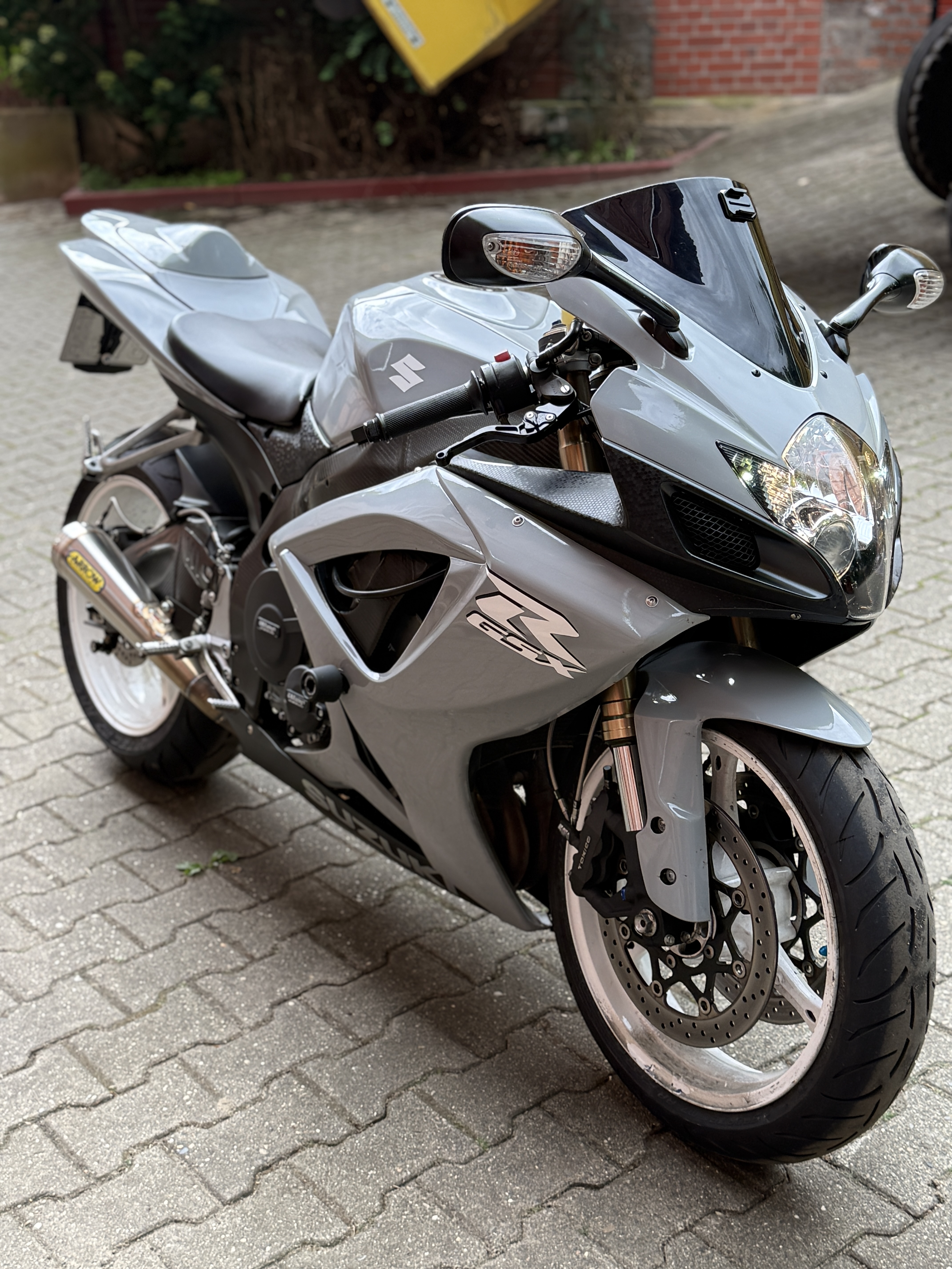Suzuki GSXR 600 K7